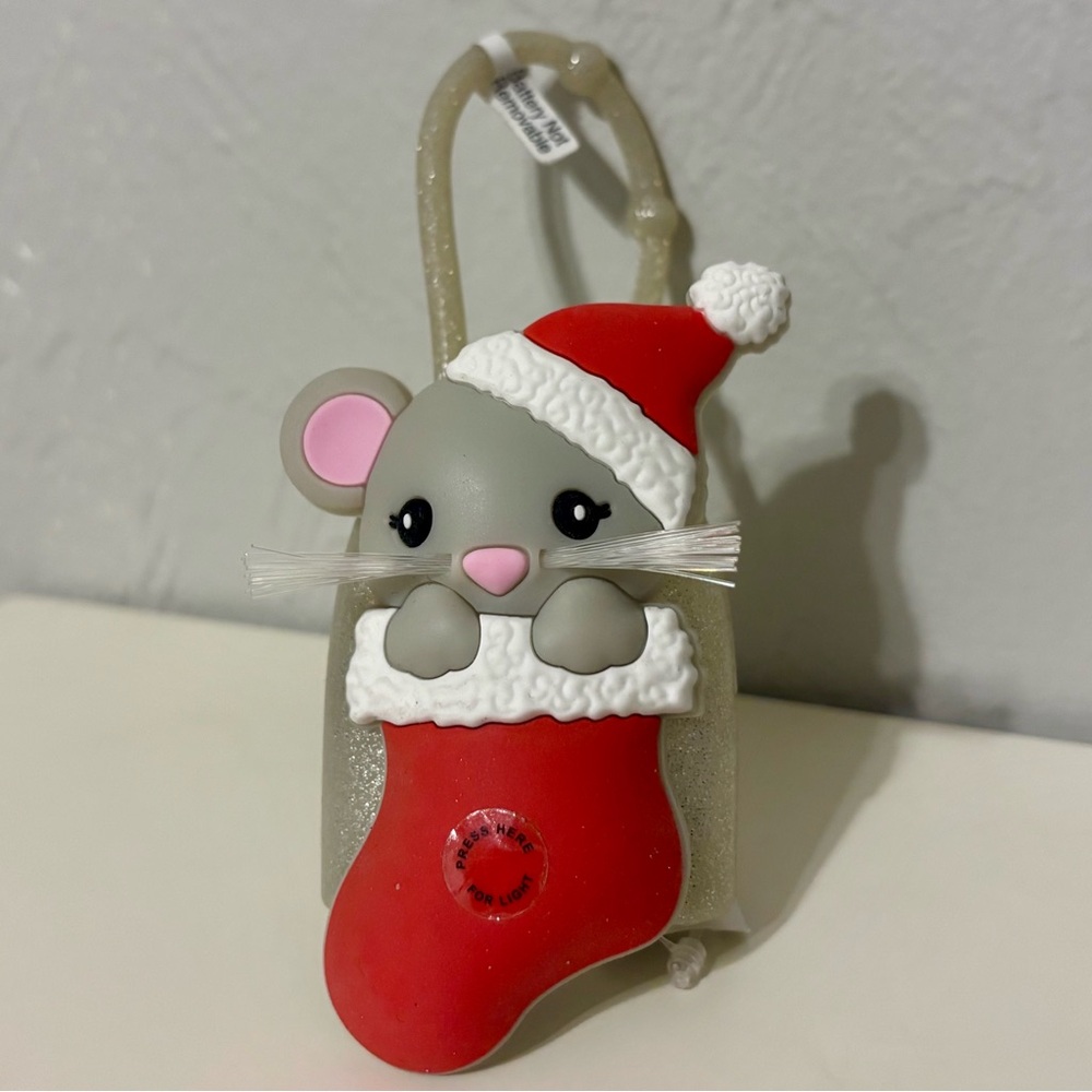 Bath & Body Works Holiday Mouse Stocking Mouse Pocketbac Sanitizer Holder